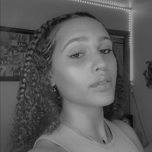 Meet your Posher, Shayna